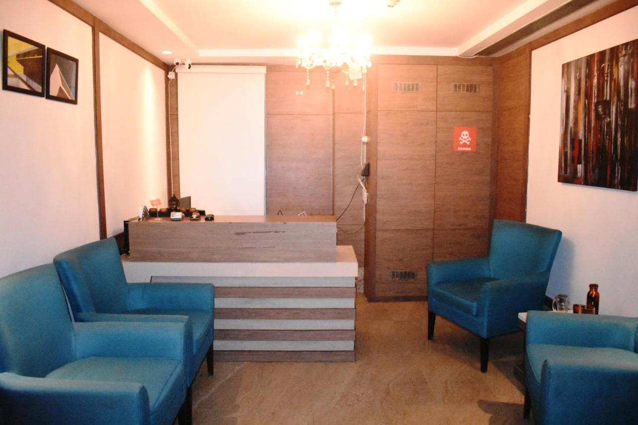 Lemonwood Suites By F9 Hotels - Trivoli Garden Chhatarpur Neu-Delhi Exterior foto